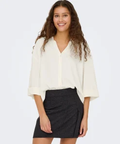 JDY NANA LOOSE SHIRT IN CREAM COLOUR