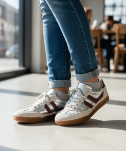 TOMMY BOWE ARMAND TRAINER IN JAZZBERRY