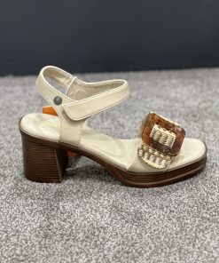 REFRESH SANDALS 175027 IN BEIGE