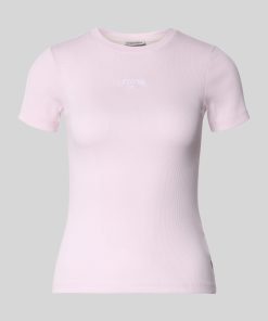 GUESS RIBBED EMBROIDERED TEE IN PINK