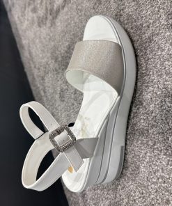TOMMY BOWE TAUMANTA SANDALS IN CHROME BLING
