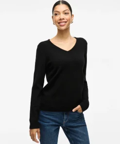 VILA RIL V-NECK KNIT TOP IN BLACK